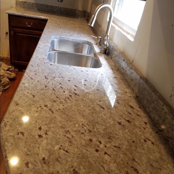 Countertop - Picture 2 of 3